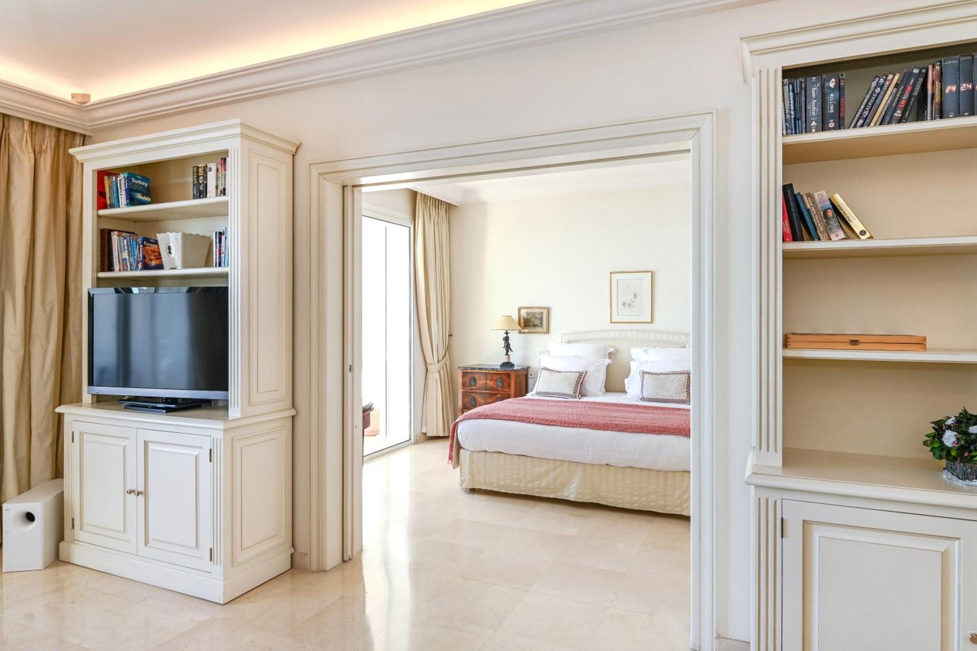 Buckingham & Lloyds - Cannes Eksteriør bilde